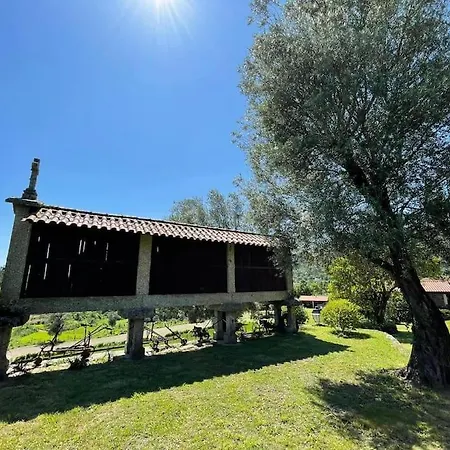 Quinta Do Paco - Casa Do Caseiro בקתה *